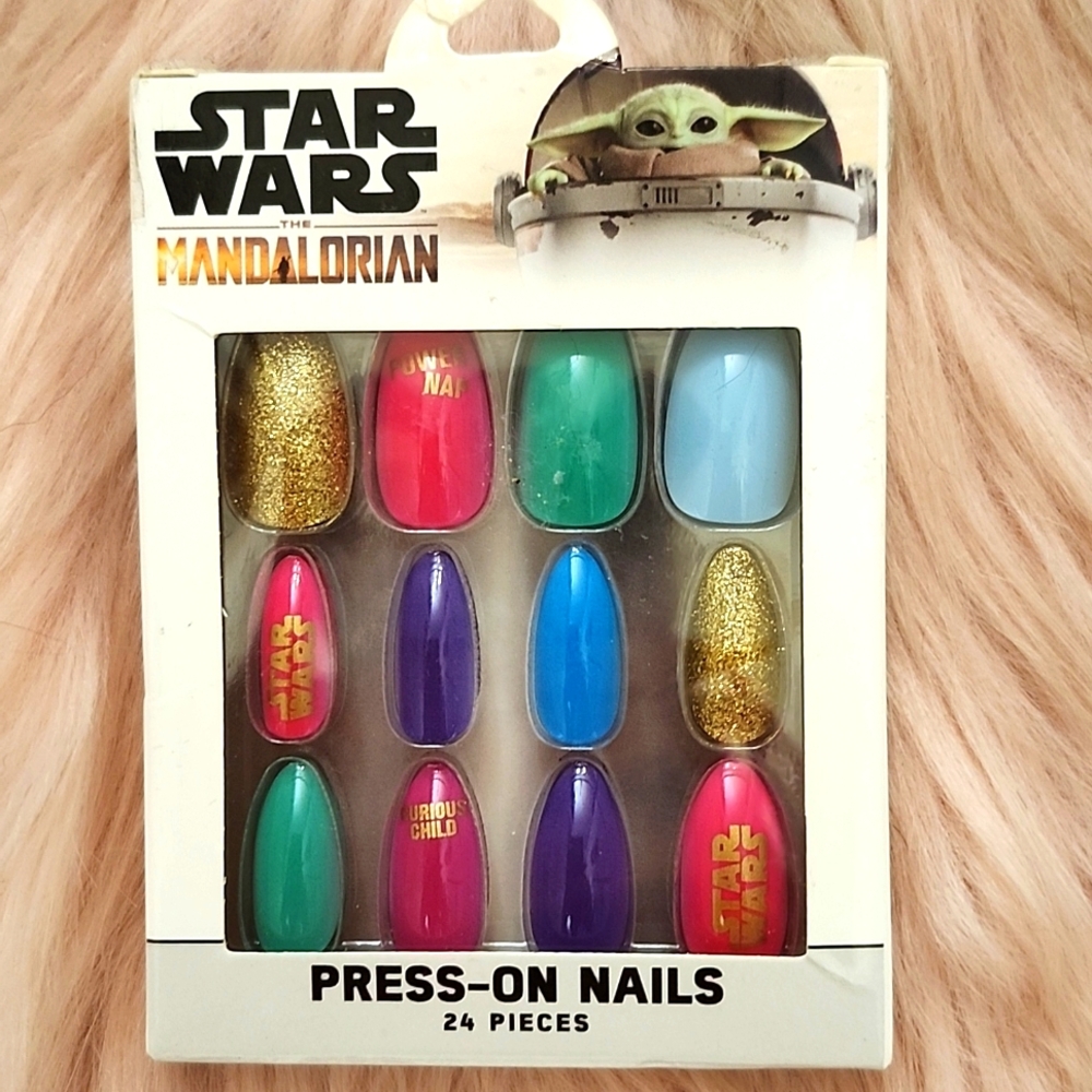 Brand New STAR WARS Inspired False Nails-M